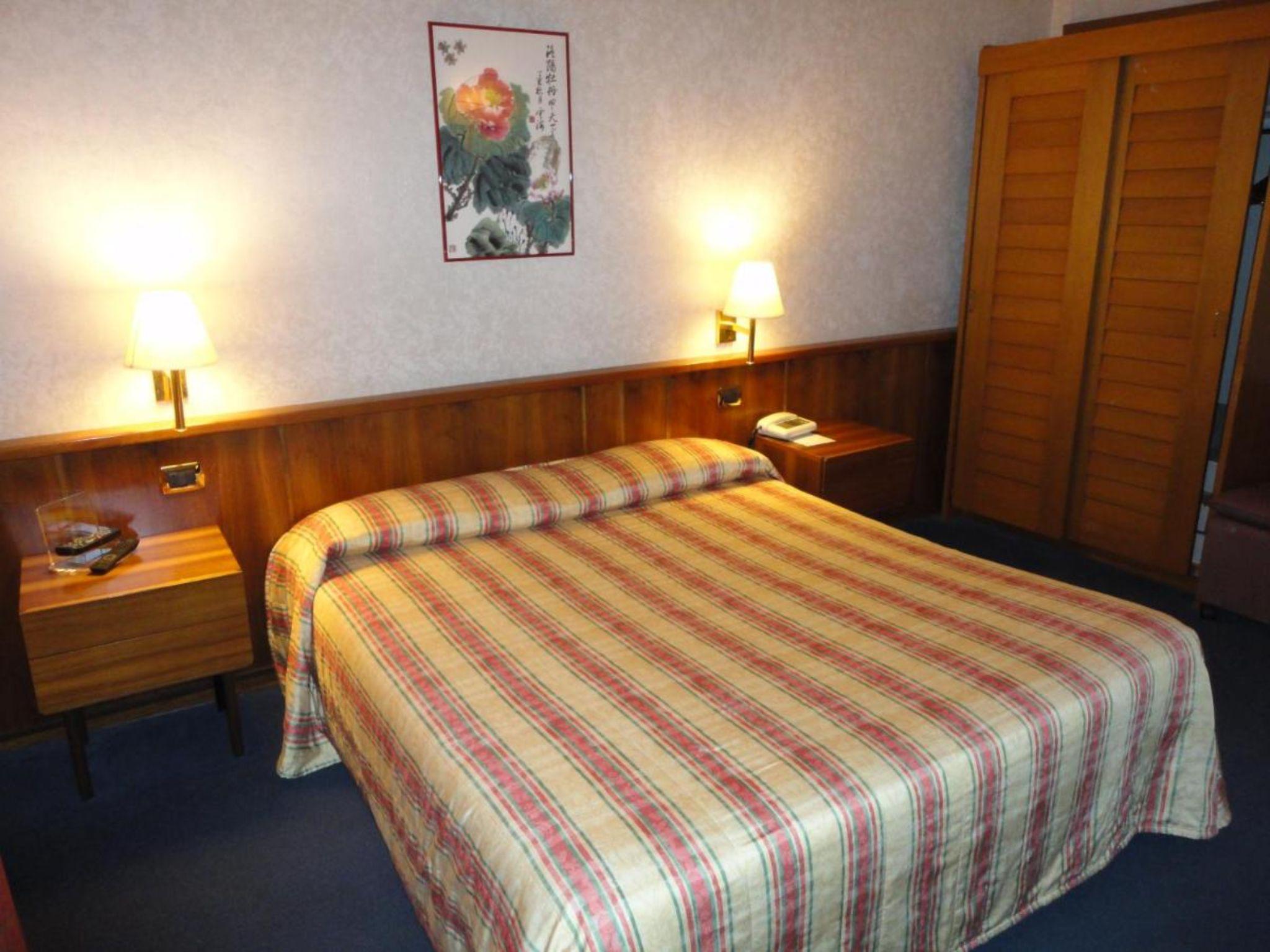 Hotel Giardino Arona Exterior photo